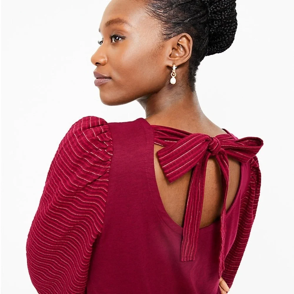 LOFT Shimmer Tie Back Mixed Media Top Medium
